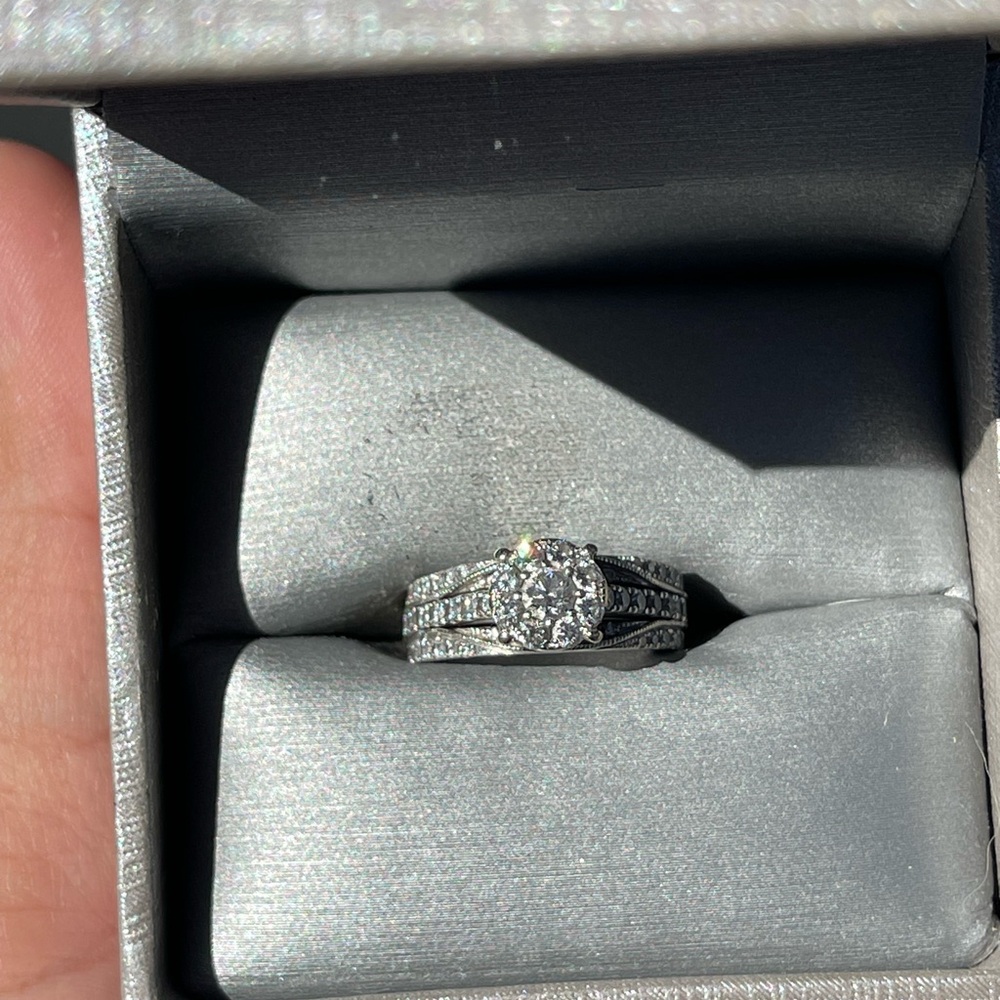 Elegant Diamond Ring with Wedding Band